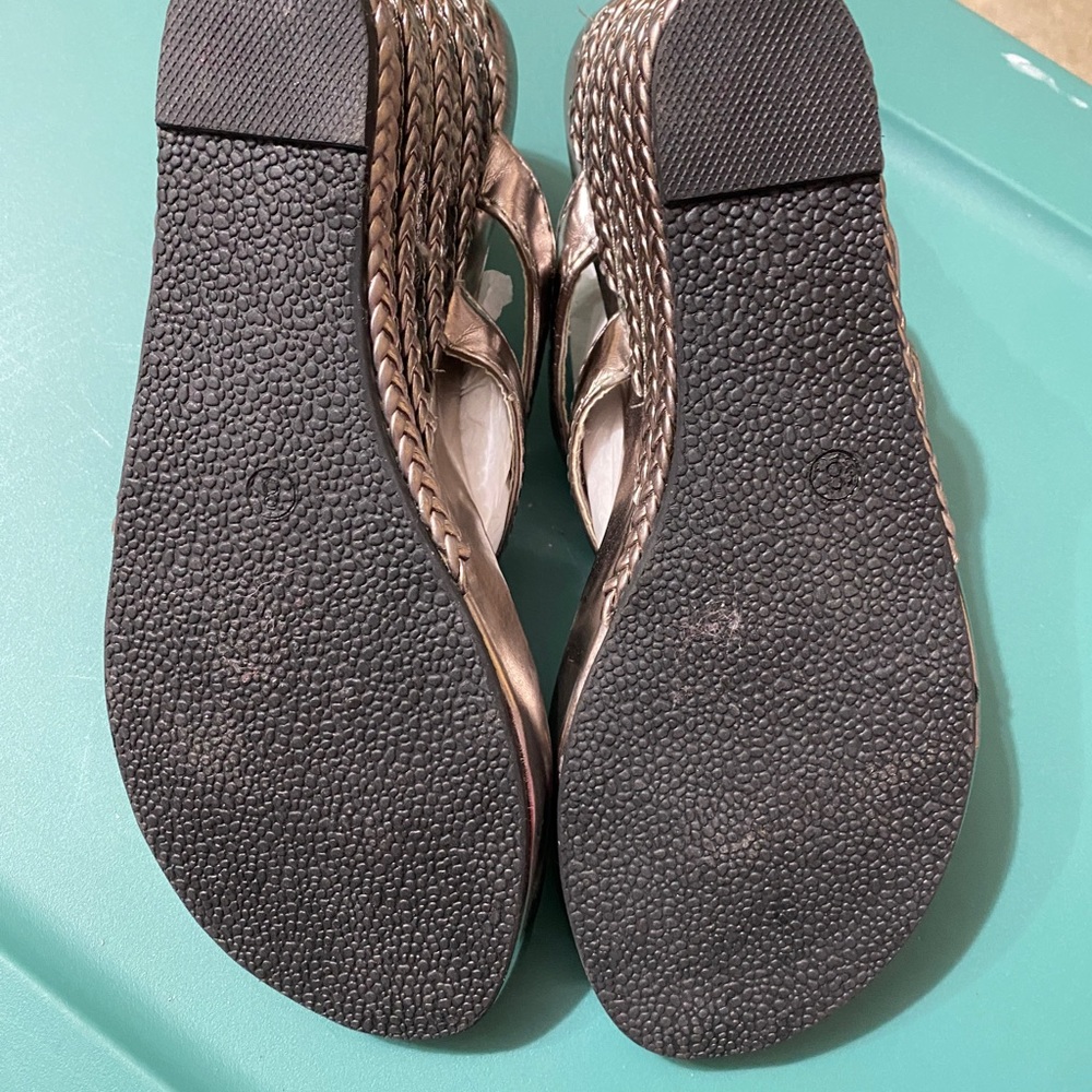 Sandals - Picture 6 of 6